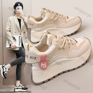 Fashionable platform sneakers for women 2025